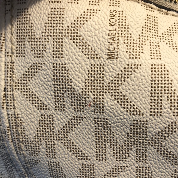 🚫SOLD on Ⓜ️ercari🚫Authentic Michael Kors Purse - Picture 10 of 16